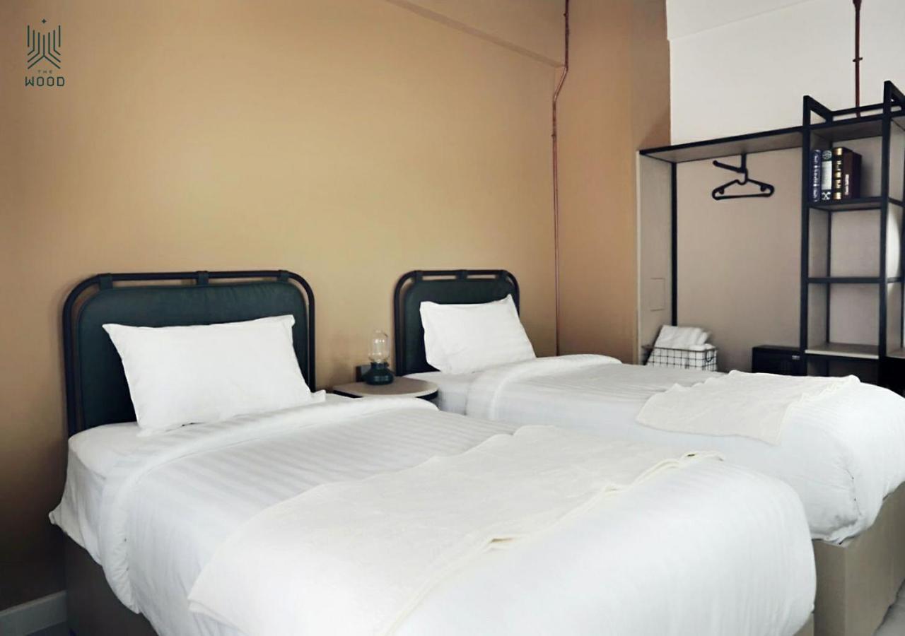 The Wood Hotel Surin Buitenkant foto