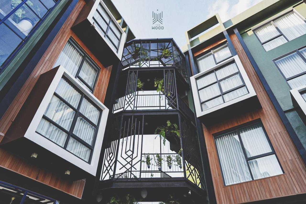 The Wood Hotel Surin Buitenkant foto