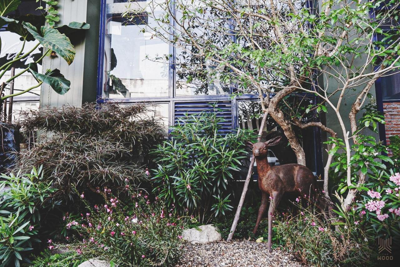 The Wood Hotel Surin Buitenkant foto