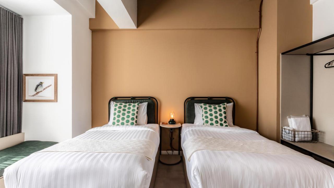 The Wood Hotel Surin Buitenkant foto